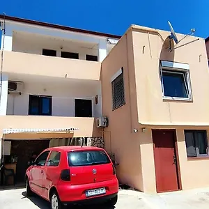 Andela Appartement Starigrad Paklenica